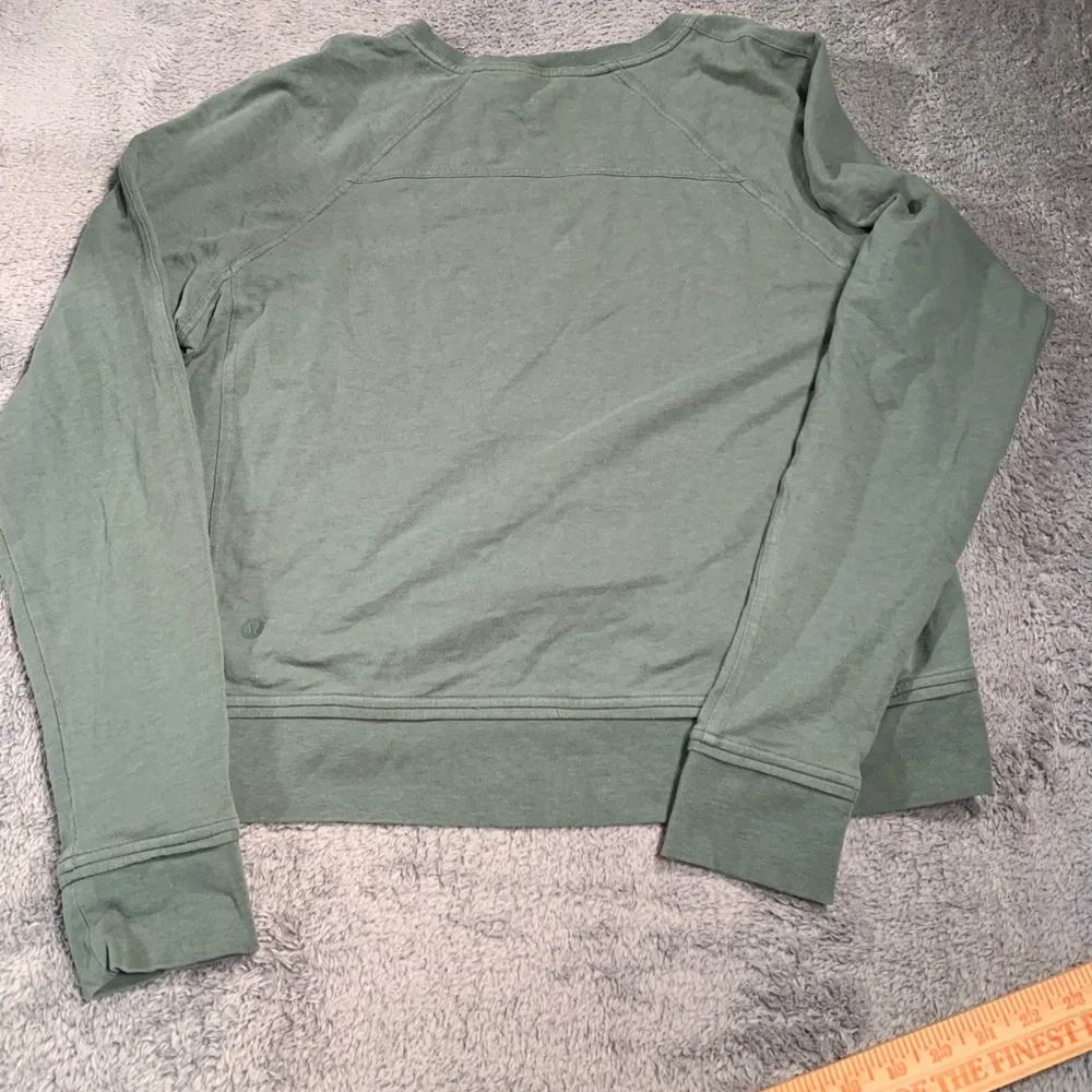 Lululemon Green Sweatshirt pullover - Picture 6 of 7